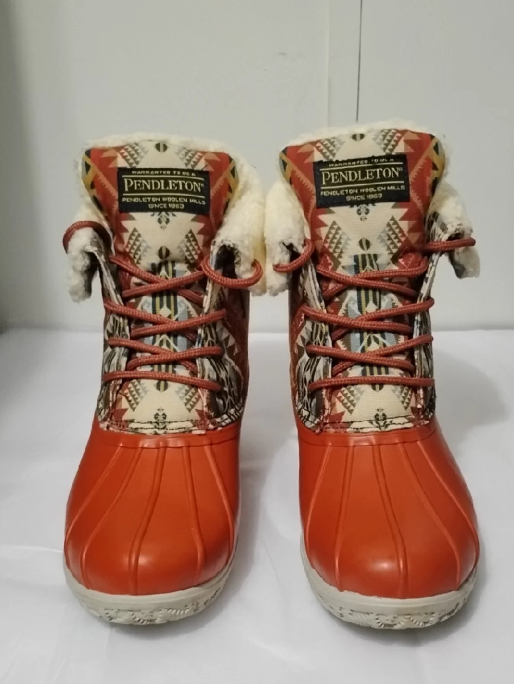 Pendleton Women's 8 Orange‎ Patterned Insulated Duck Journey West Boot